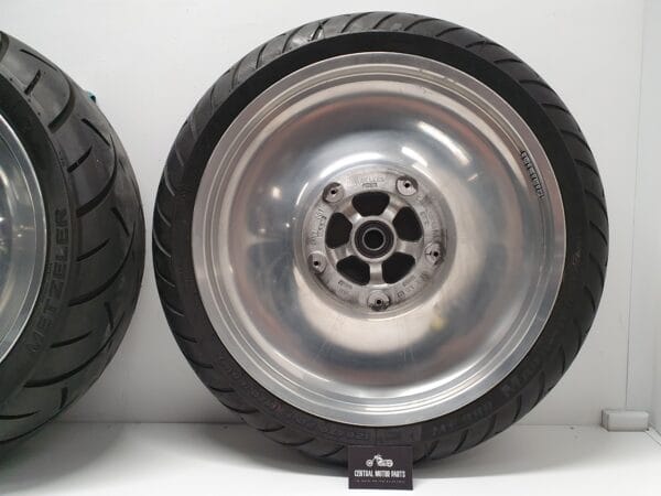 Set V-Rod VRSC 02-06 wielen + zgan banden 41065-01 + 43257-01 - Afbeelding 3