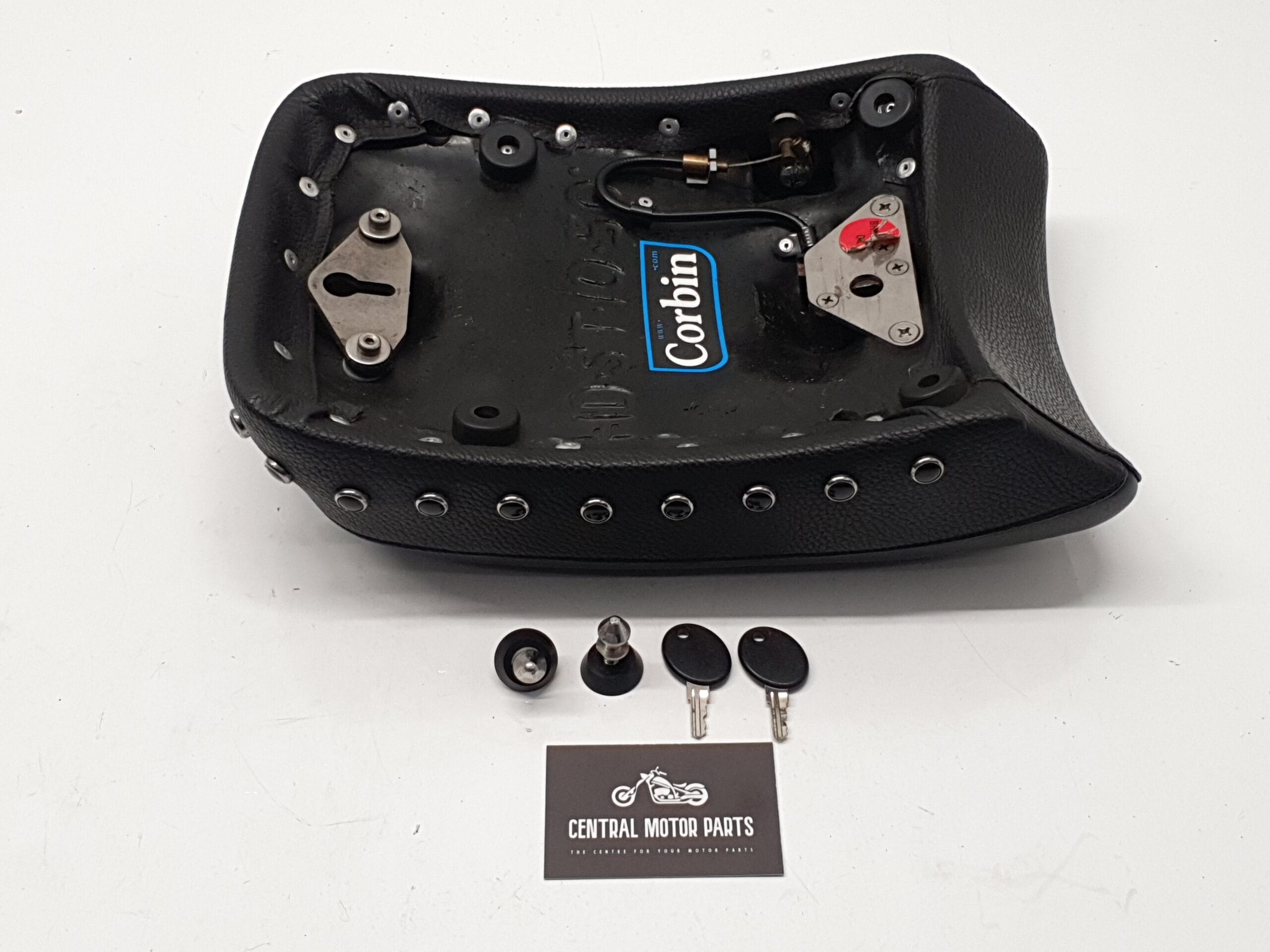 Corbin Zadel + Pillion + Sissybar set Softail 10-17