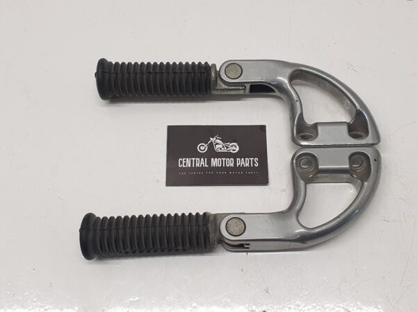 Passagiers steps + support V-Rod 02-06