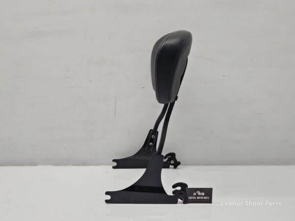 Afneembare zwarte Sissy bar Fat Boy 07-17 + FXST 06-17