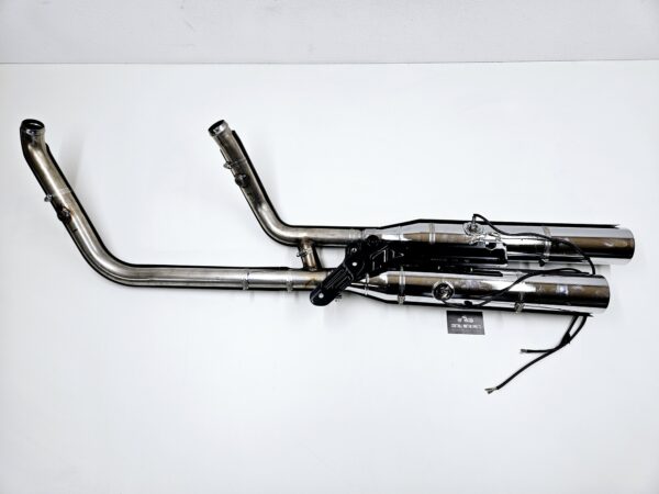 Zwarte uitlaat Softail 2018-up – 64901186 + 65600264
