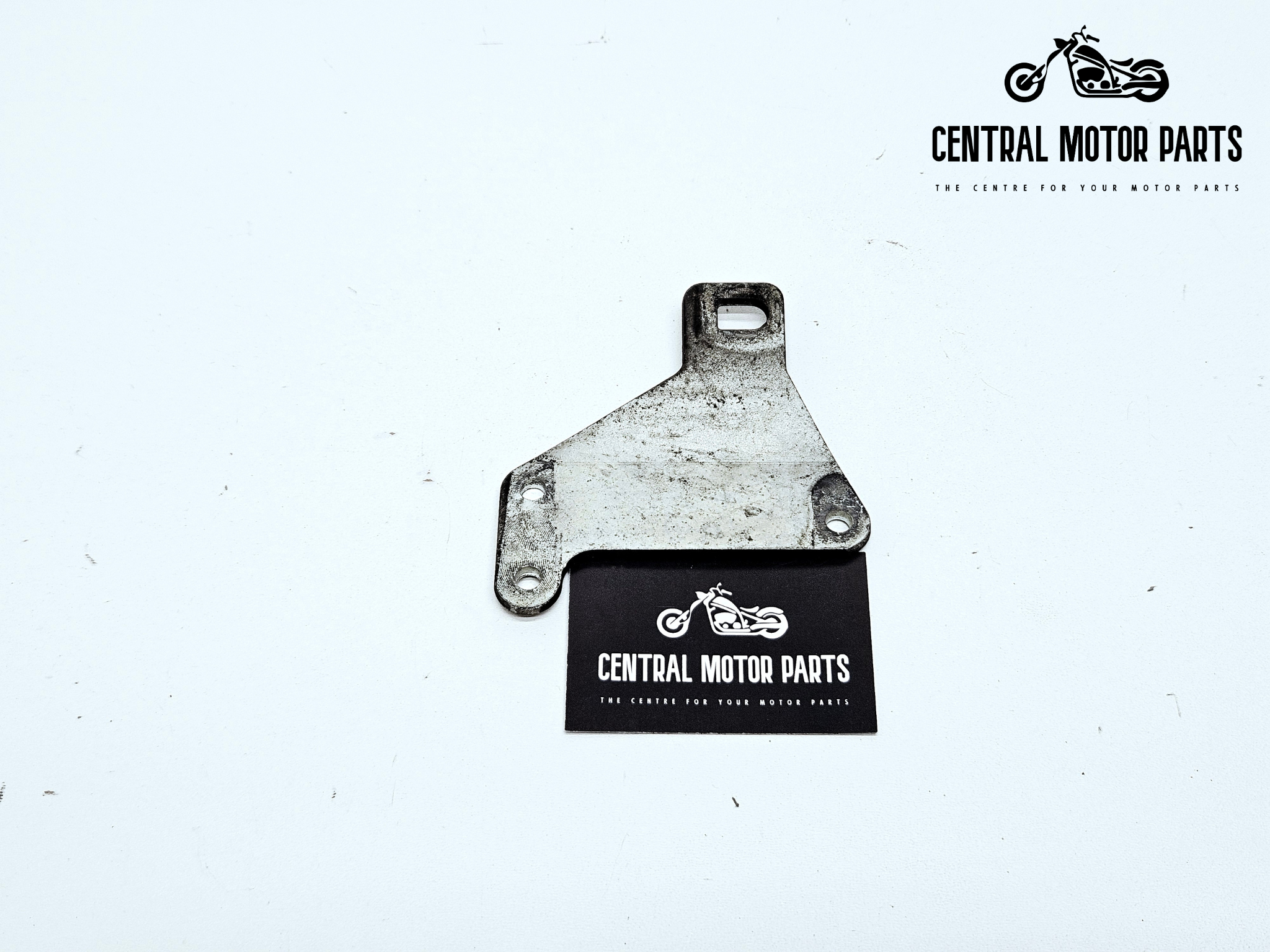 Voorste uitlaat beugel Dyna 1999-2017 – 65975-99