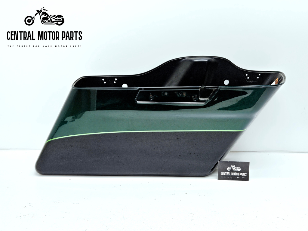 Right Saddlebag Bottom Touring 2014-2023 – 90200412