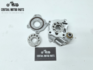 Oil Pump + Cover Softail-Touring 2017-up – 62400238 + 62400245