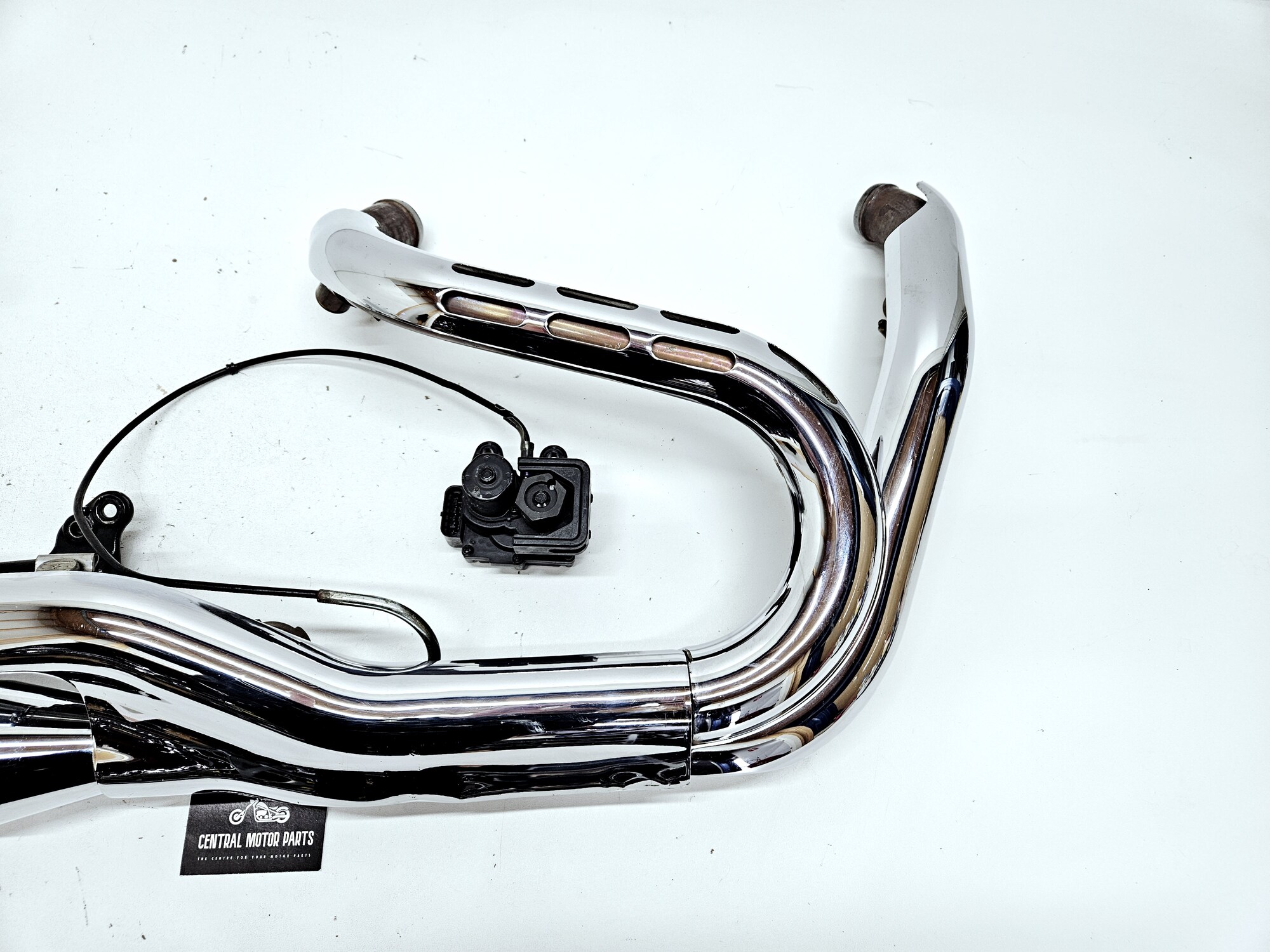 Chrome Exhaust Dyna 2006-2017 – 64900183 + 64900185