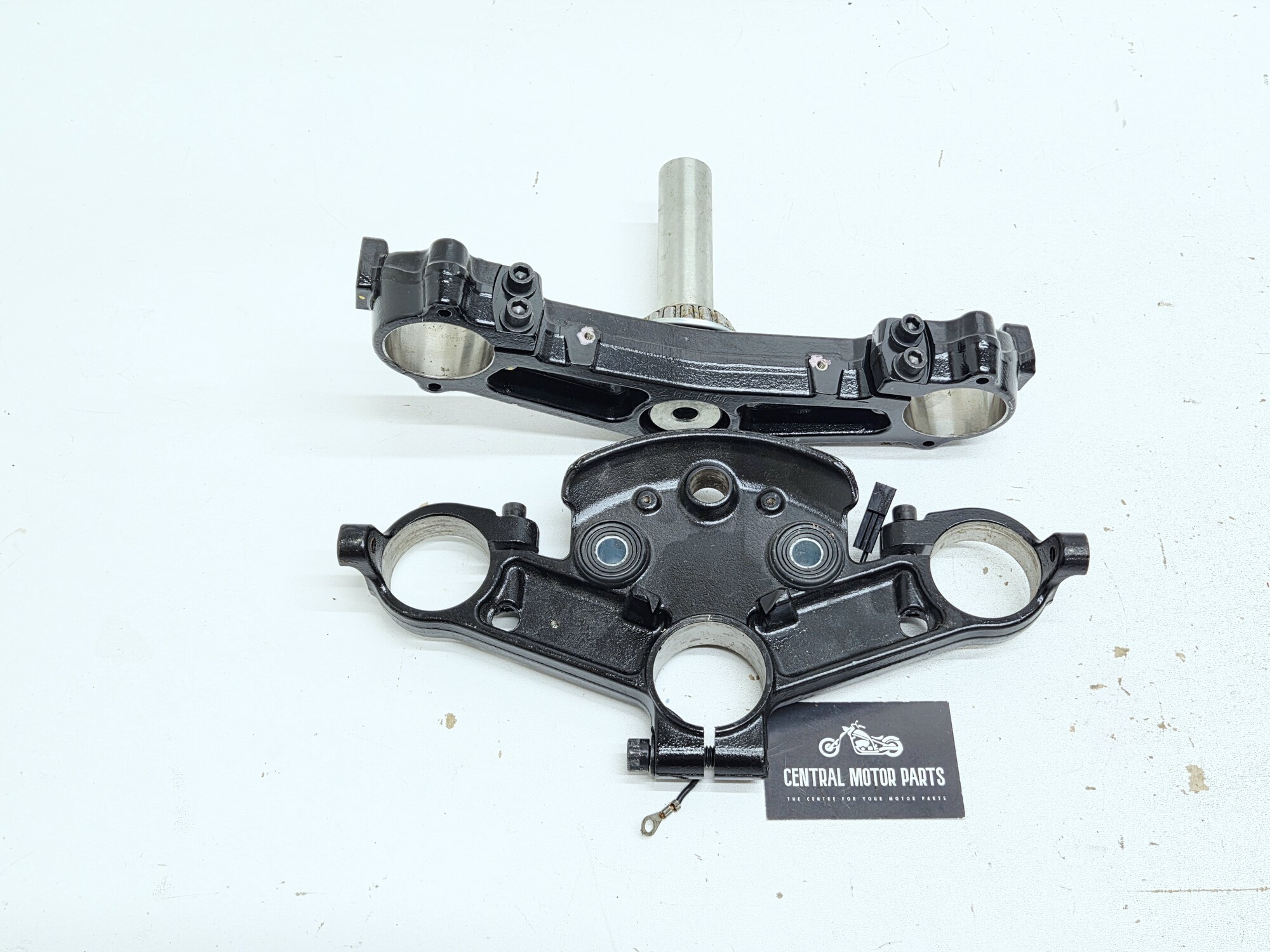 Touring 2014-up Triple Tree set – 45900024 + 45900091 + 45700020 - 3