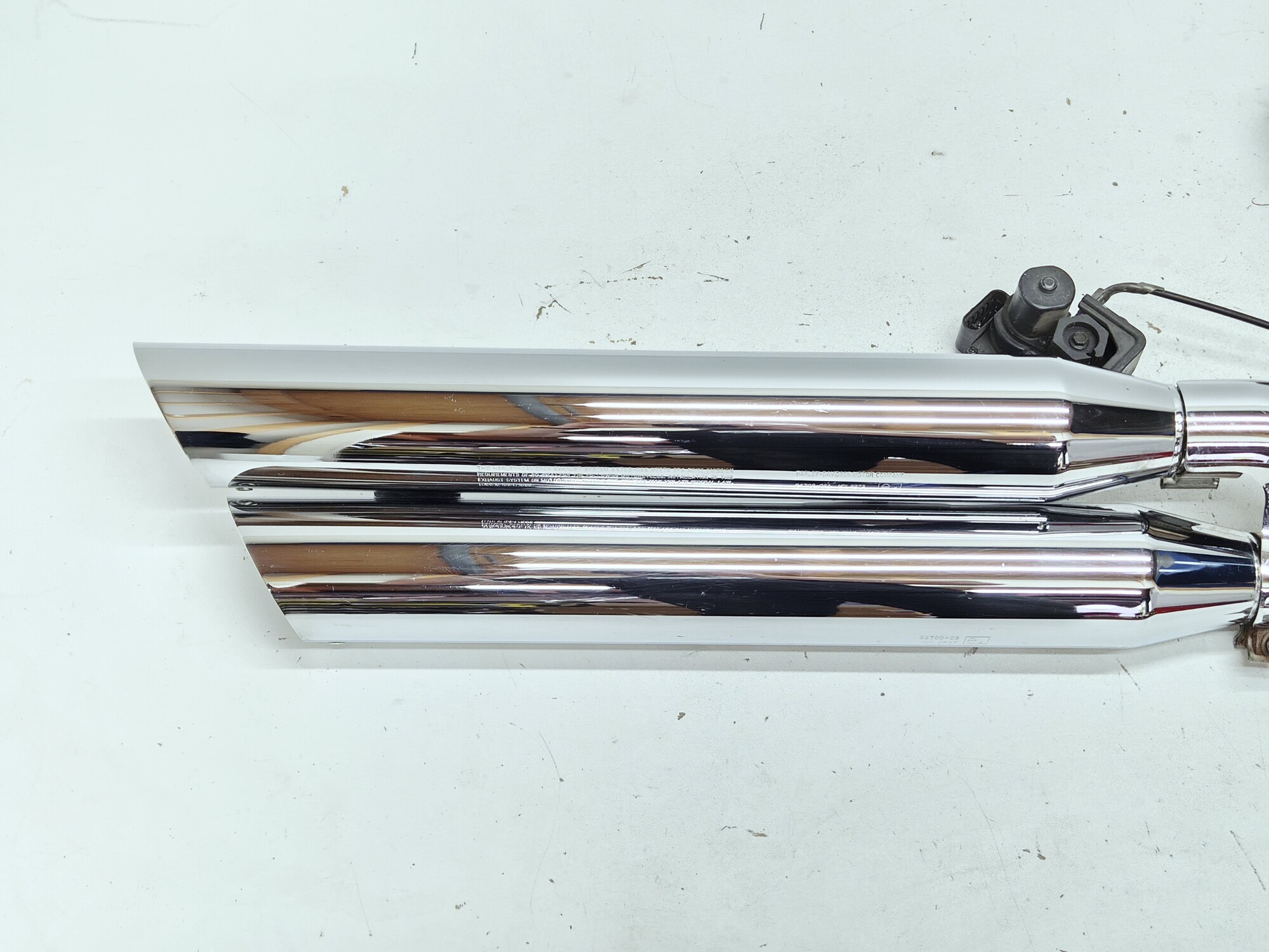 Chrome Exhaust Dyna 2006-2017 – 64705-08 + 64700-08 + 65696-08