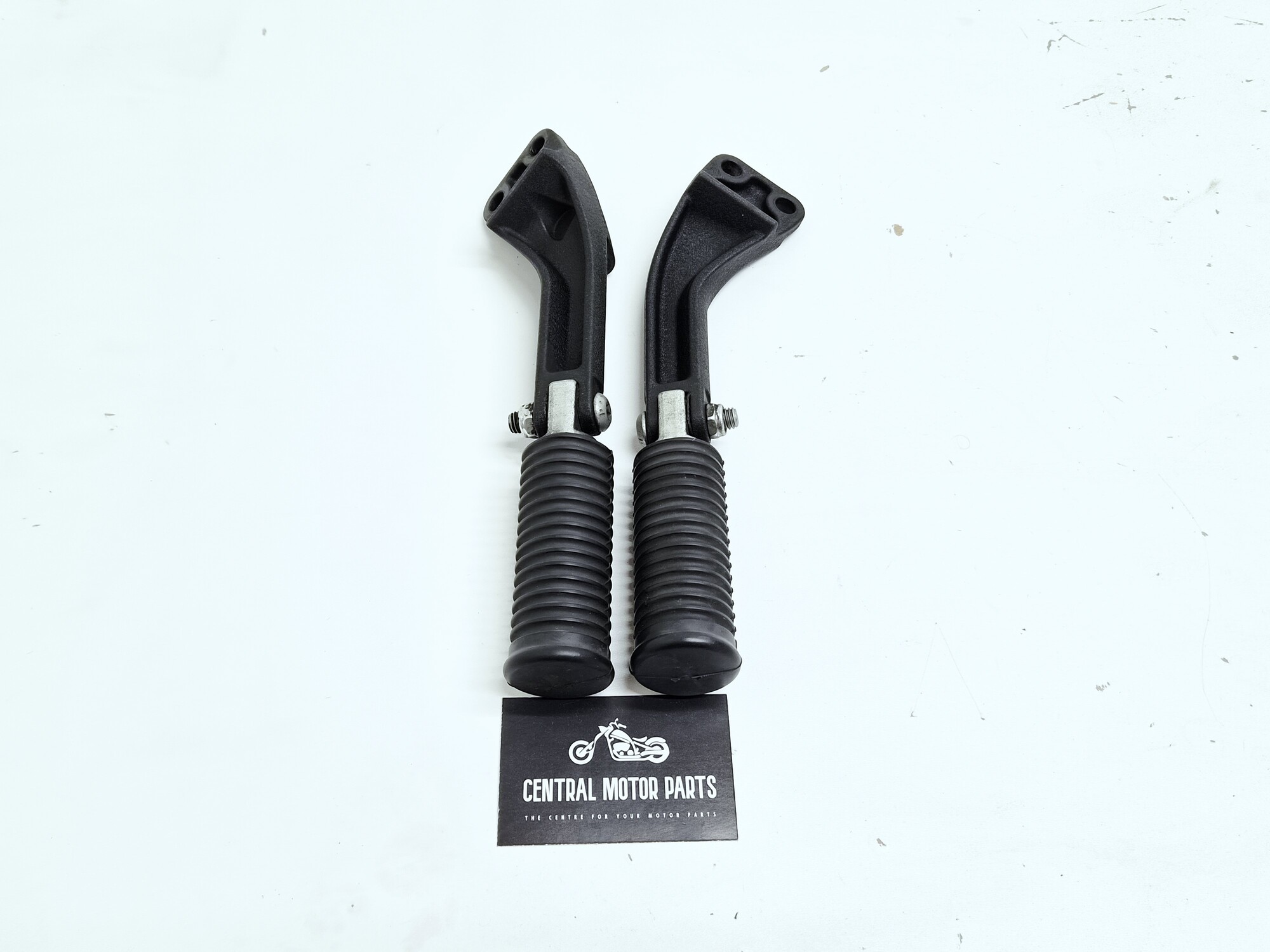 Passenger Footrest Support Dyna 2006-2017 – 49224-06 + 49230-06